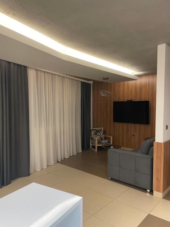 Appartement Leo lux 1 à Ni Extérieur photo